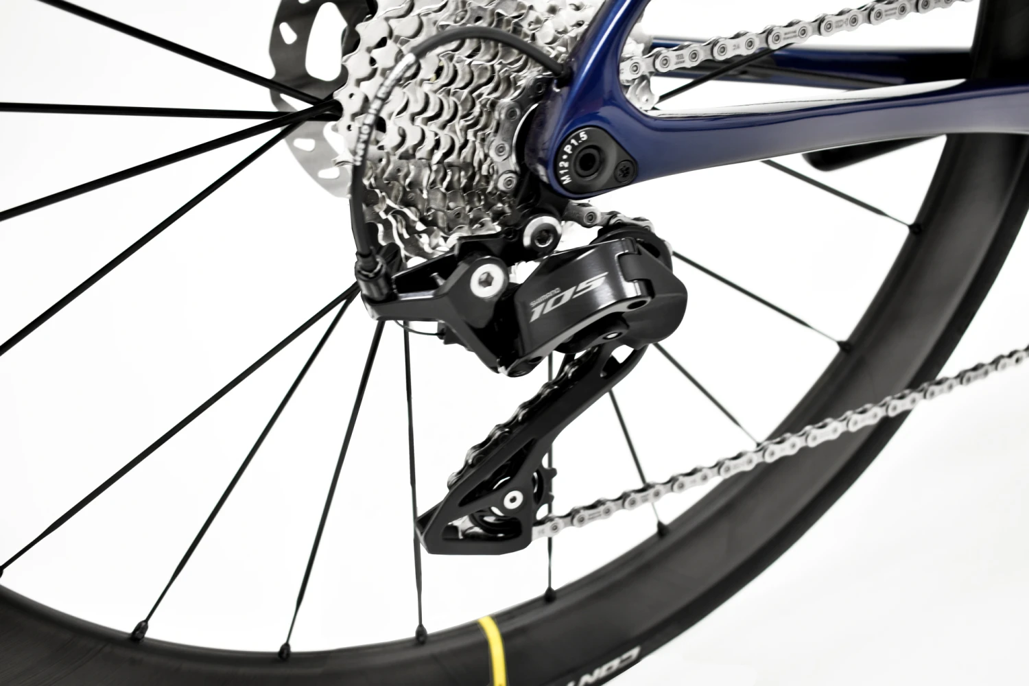 Dolan Tuono Carbon Disc Road Bike - Shimano-12s-105 R7120 8 Dolan Tuono Carbon Disc Road Bike - Shimano-12s-105 R7120 - Image 8